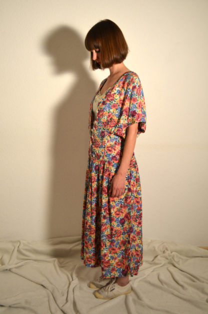 Geblümtes Kleid