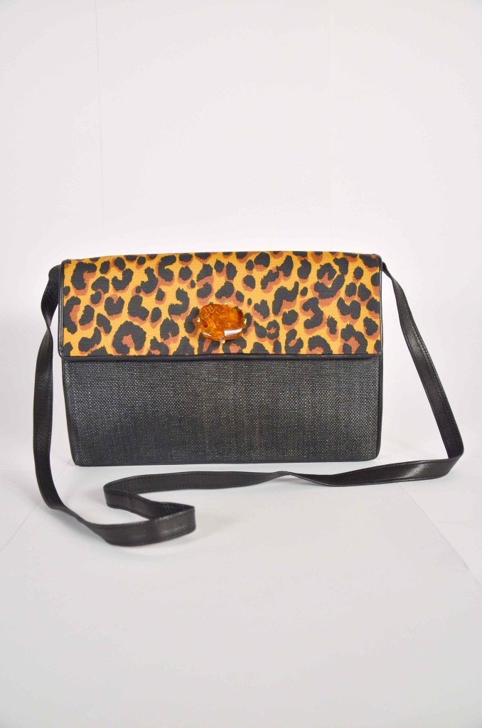 Yves Saint Laurent Tasche