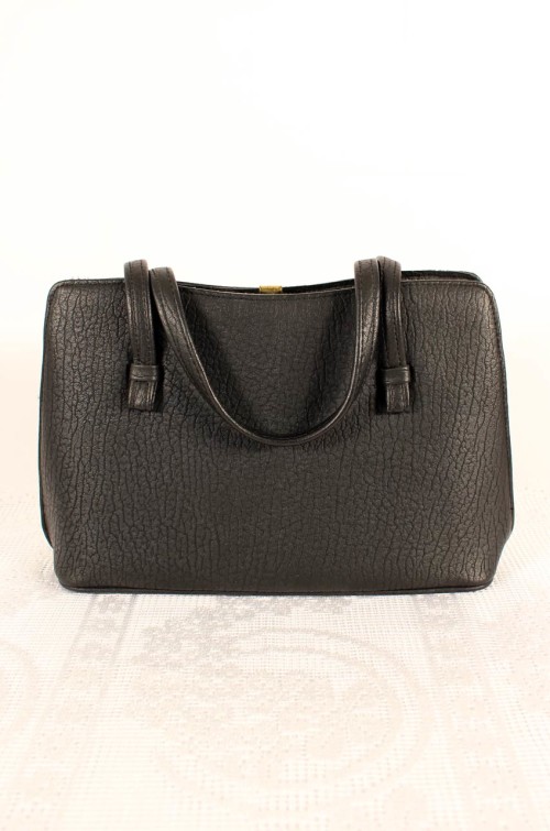 schwarze-vintage-handtasche