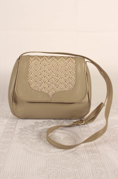 vintage-handtasche-beige