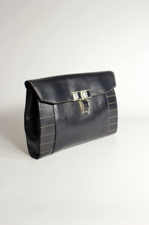 damen-clutch-schwarz