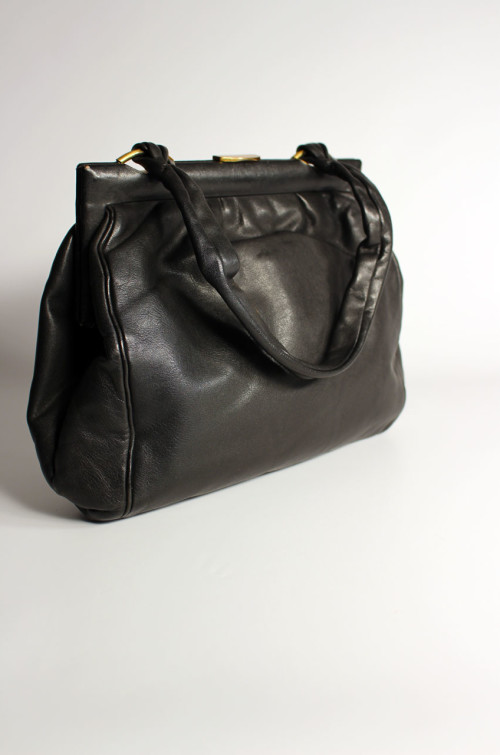 schwarze-vintage-ledertasche-damen