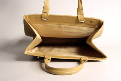 vintage-handtasche-beige