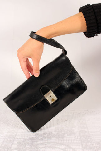 handgelenk-clutch-damen