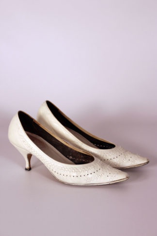 vintage-pumps-weiß
