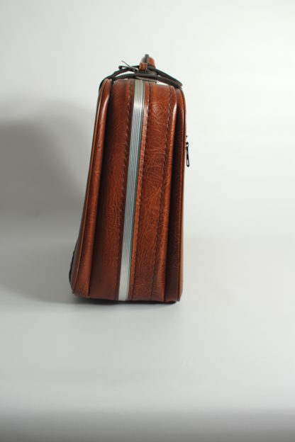 vintage-koffer-braun-detail