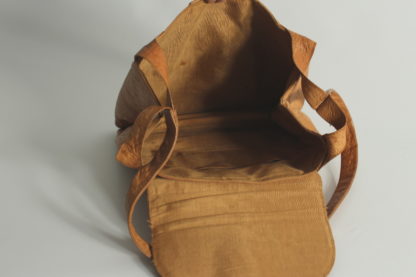 vintage-tasche-braun-innen