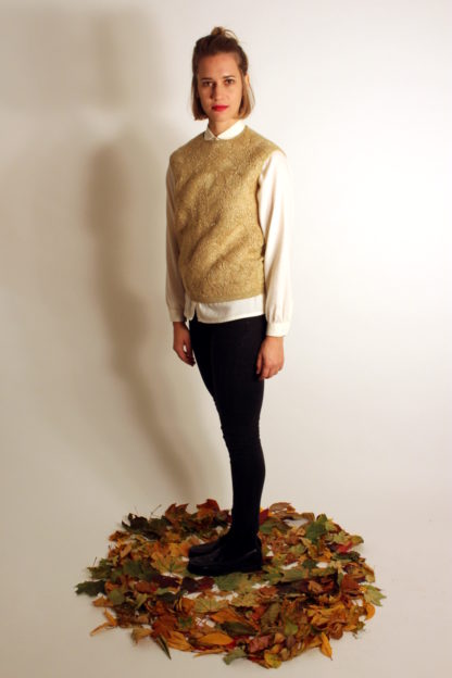 vintage-pullunder-gold-beige