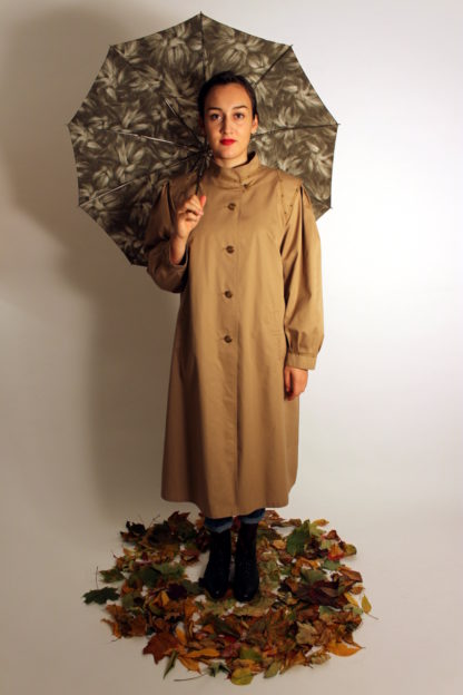 vintage-trenchcoat