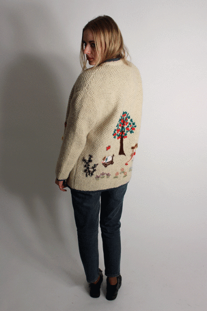 secondhand-strickjacke-creme