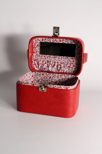 Vintage-Schminkkoffer-Damen