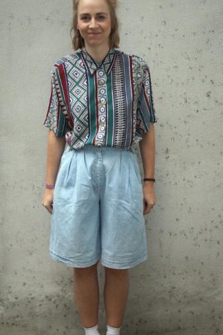 Vintage-Jeanshose-Kurz