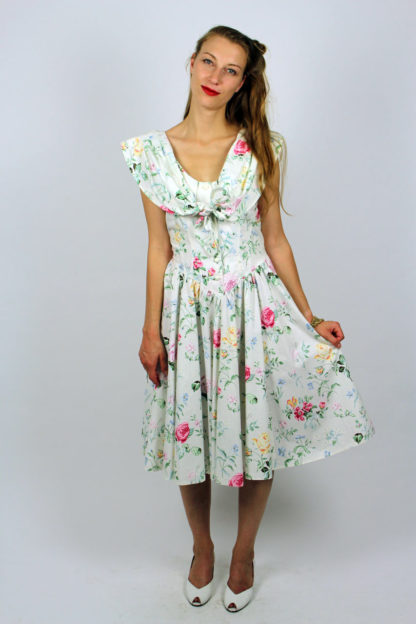 Kragen Sommerkleid