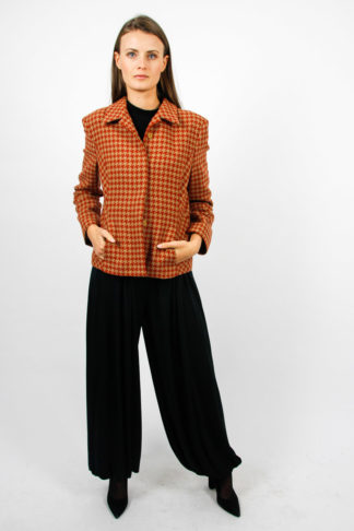 gemusterte jacke rot