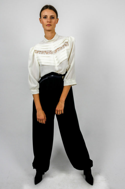 stehkragen bluse feminin