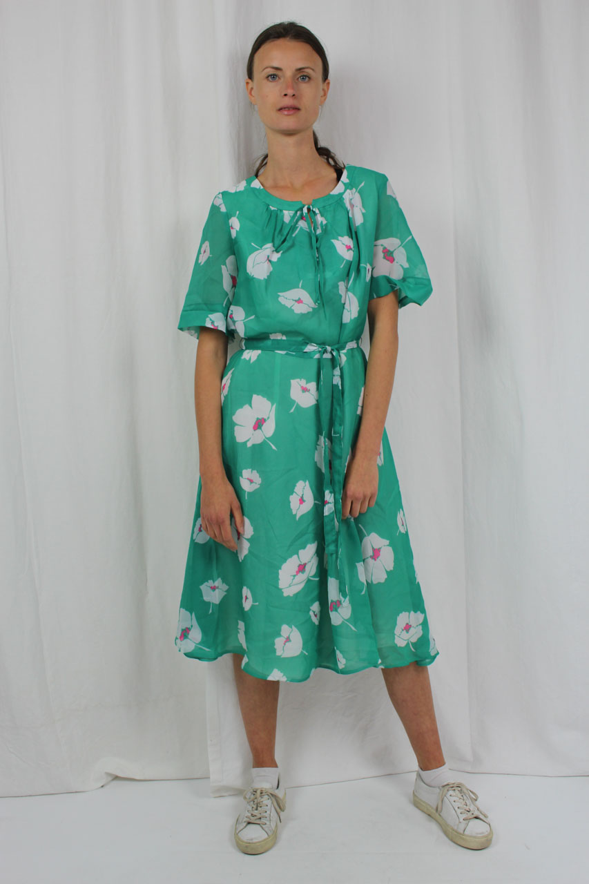 Grün Kleid