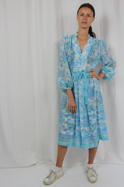 blaues Midikleid langarm