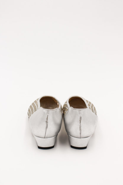 Schuhe Grau