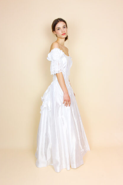 Romantisches Brautkleid Kurzarm