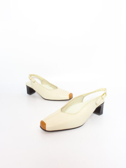 Vintage Pumps Hell